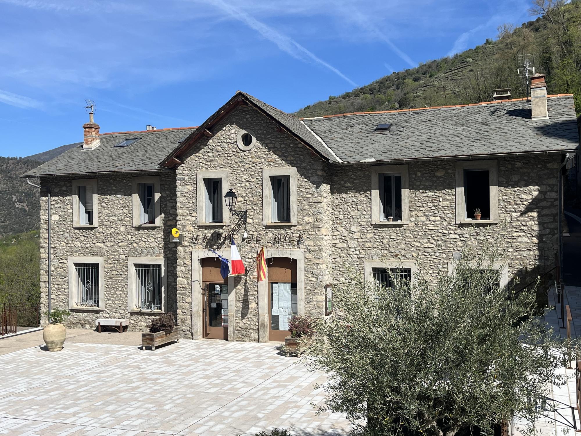 Mairie de Nyer