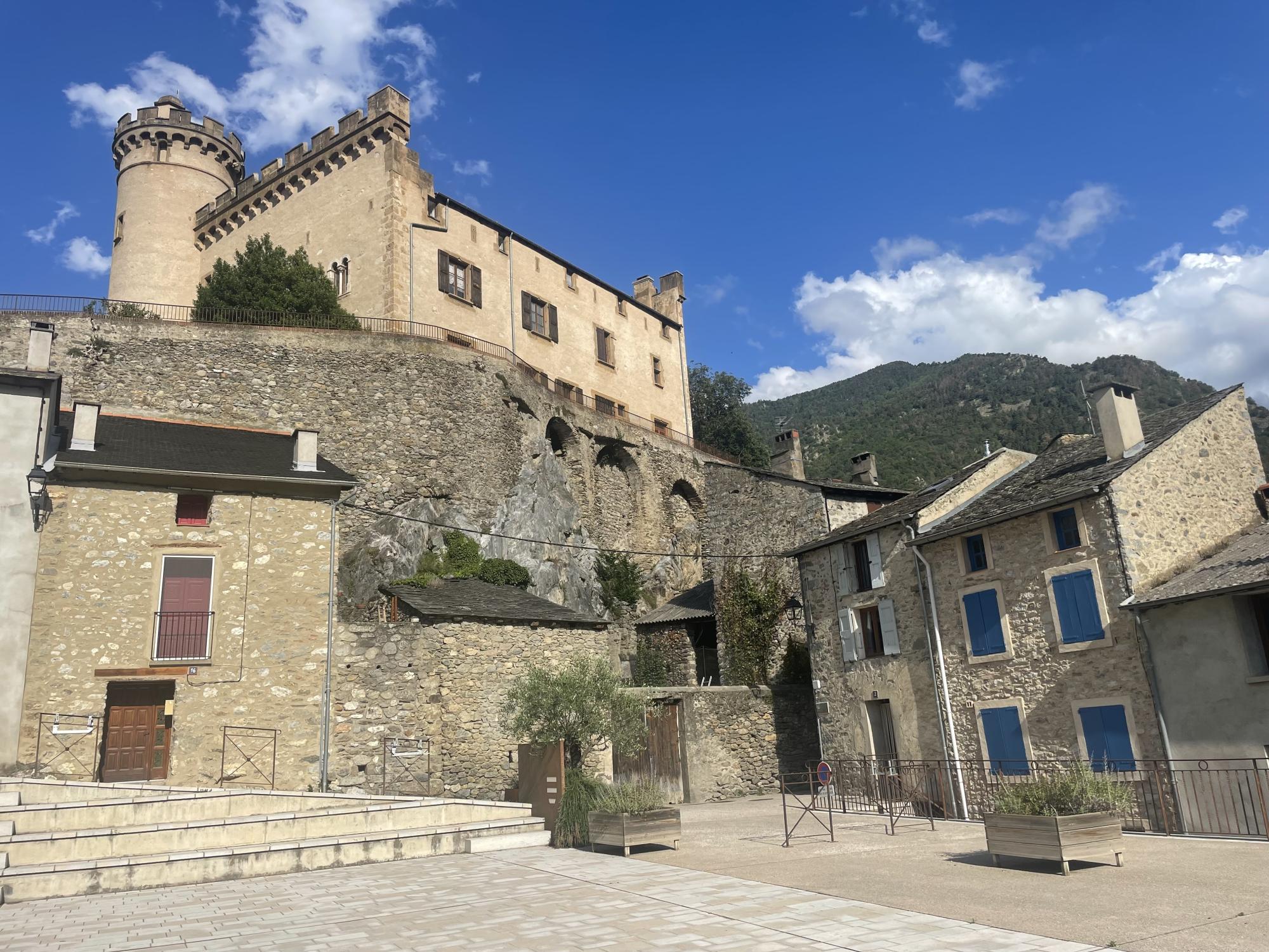 Mairie de Nyer